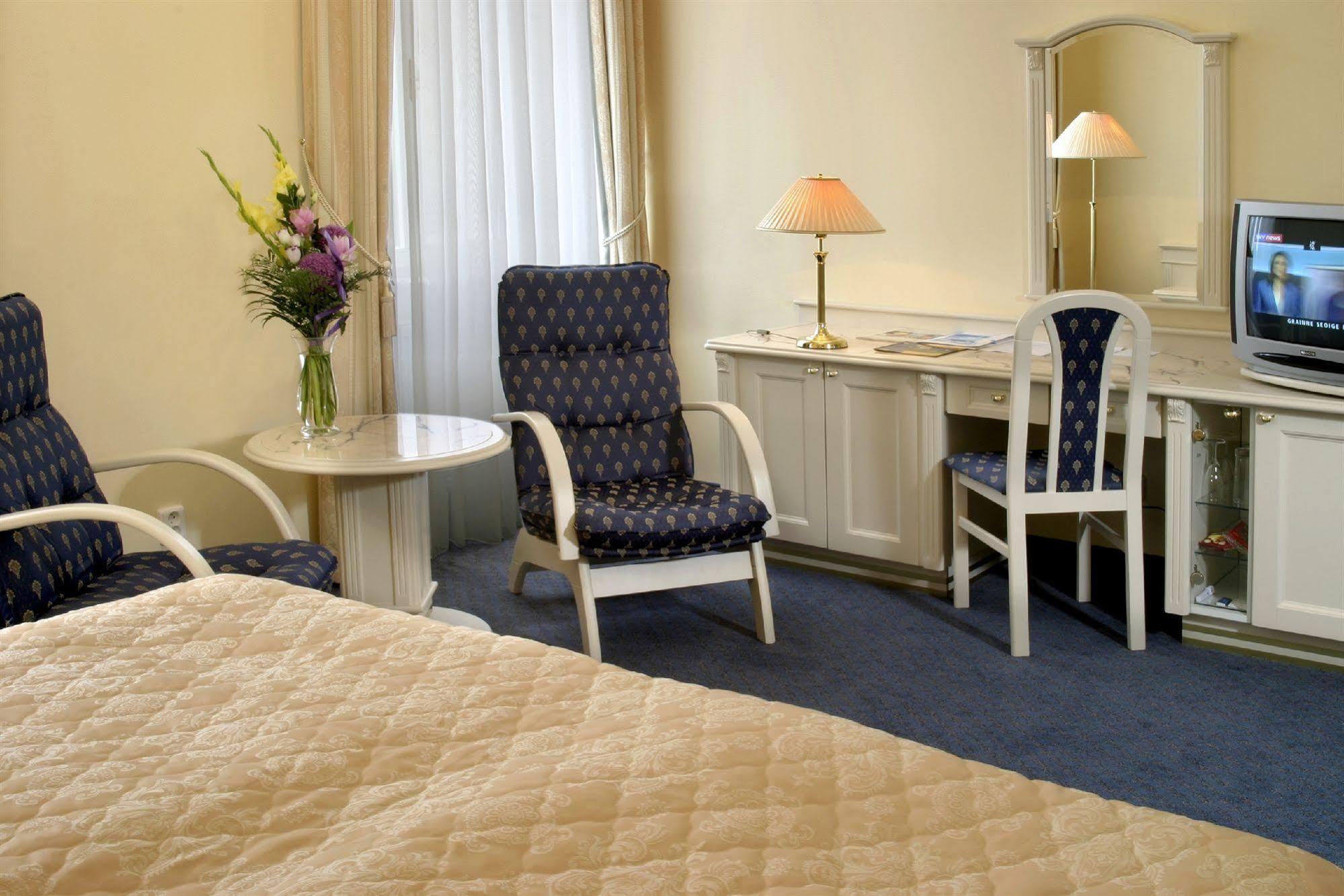 Ensana Hotel Pacifik Mariańskie Łaźnie Pokój zdjęcie