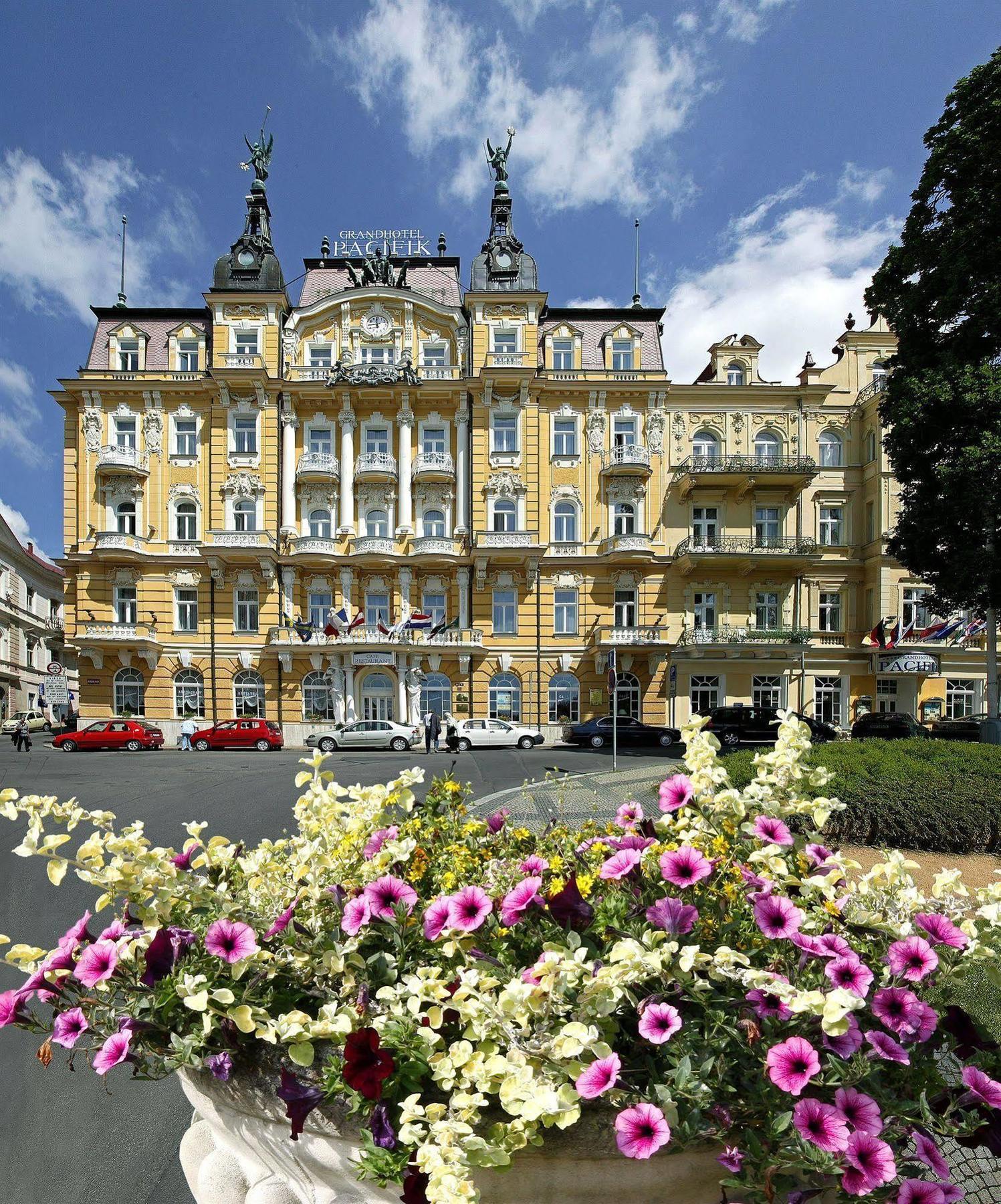 Ensana Hotel Pacifik Mariańskie Łaźnie Zewnętrze zdjęcie